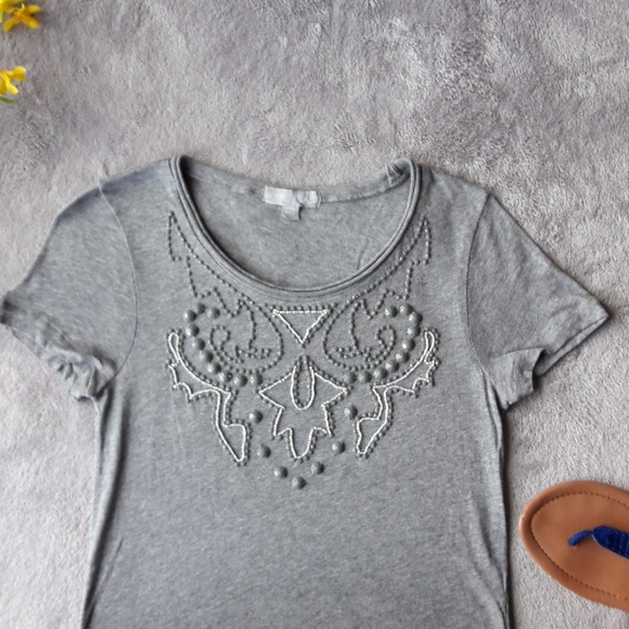 J. Crew Grey Beaded Grey T Shirt Tee Top - Picture 2 of 3